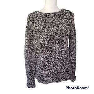 Liz Claiborne Size Medium Sweater